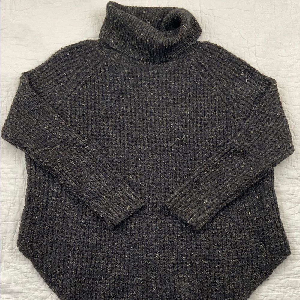 Free People Knit Wool Blend  Black Turtleneck Sweater size Medium